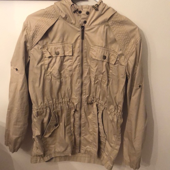 Michael Kors Cinched waist jacket with hood - Picture 8 of 8